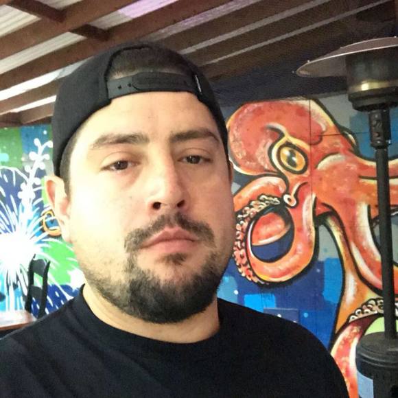 Meet your Posher, Juan - Picture 1 of 1